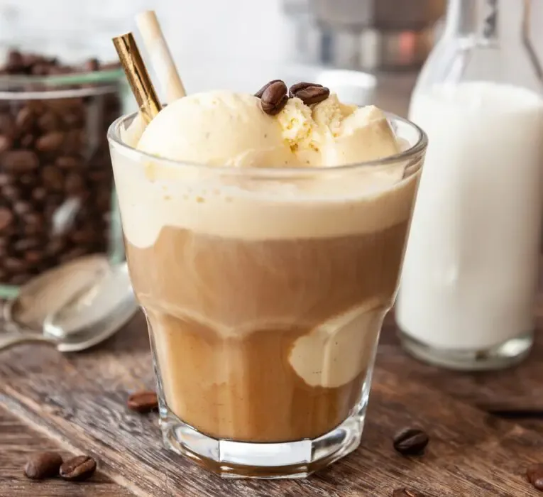 iced coffee sau frappe